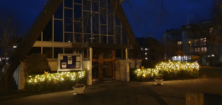 Adventszeit bei der Kirche St. Paulus